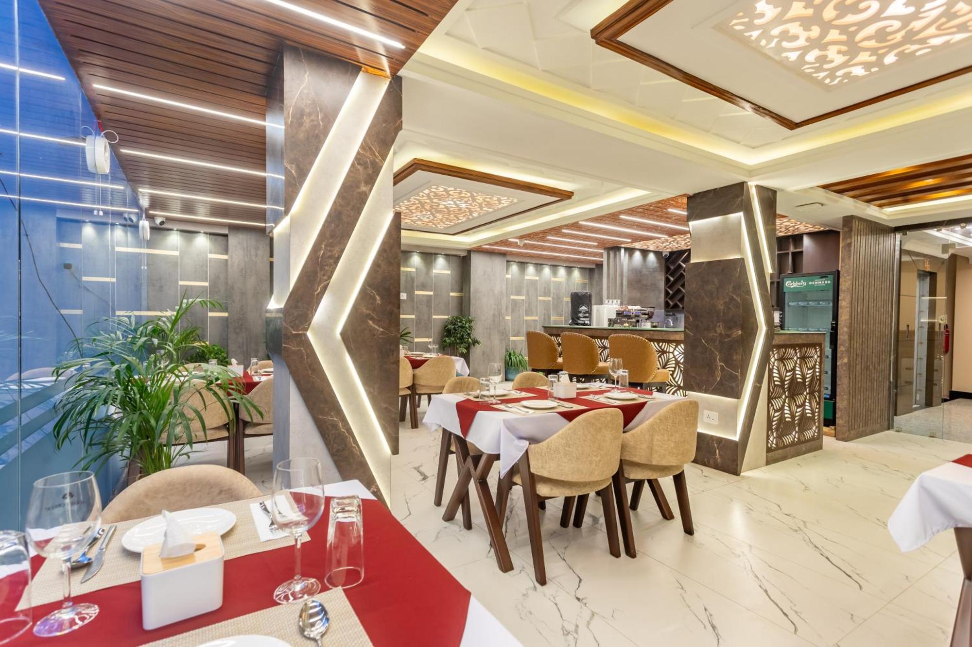 Airport Diana Hotel Κατμαντού Εξωτερικό φωτογραφία