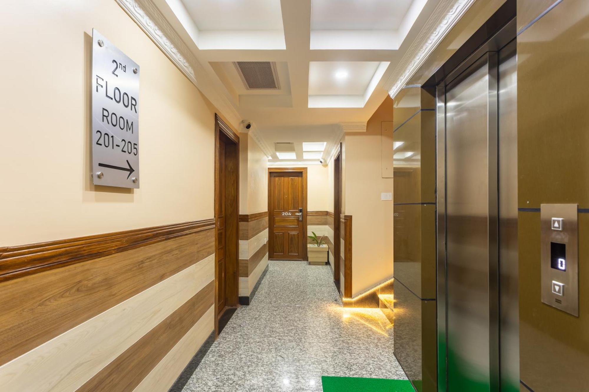 Airport Diana Hotel Κατμαντού Εξωτερικό φωτογραφία