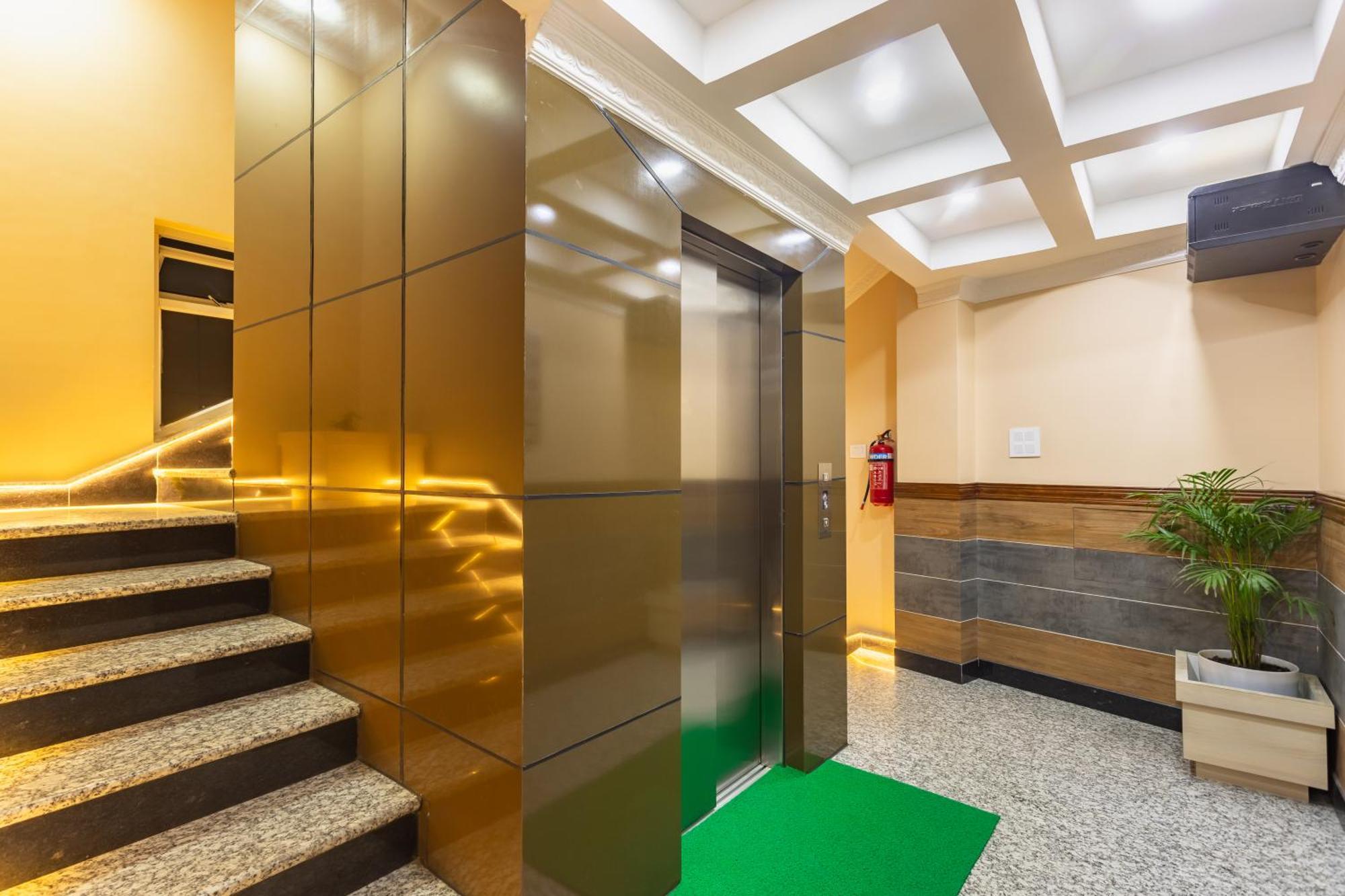 Airport Diana Hotel Κατμαντού Εξωτερικό φωτογραφία