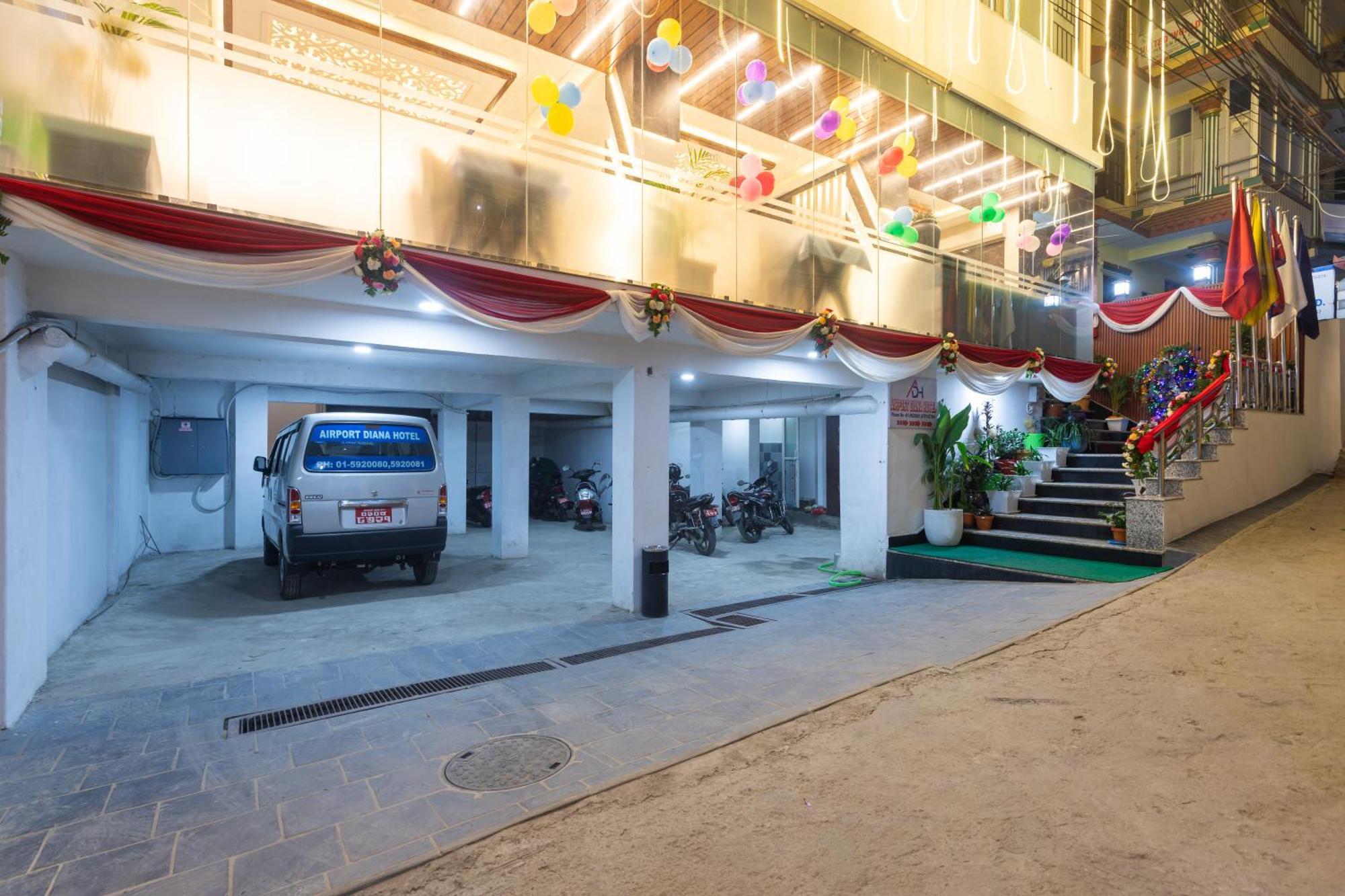 Airport Diana Hotel Κατμαντού Εξωτερικό φωτογραφία
